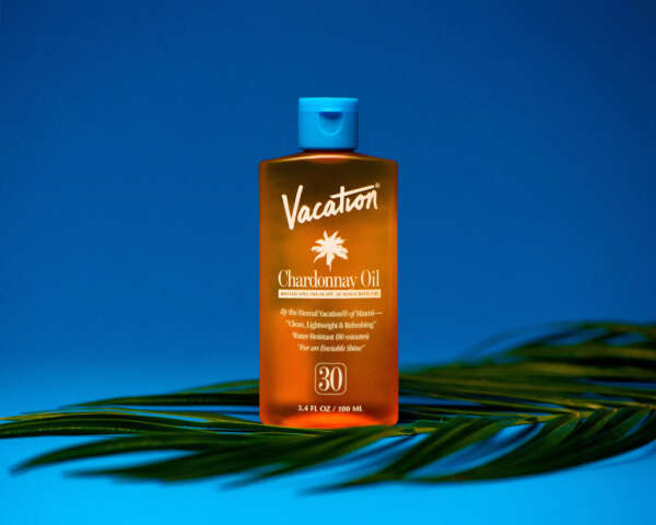 Vacation® Chardonnay Oil SPF 30 - Image 2