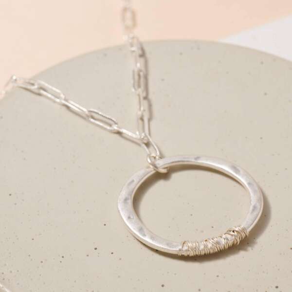 Metal Ring Charm Chain Linked Necklace